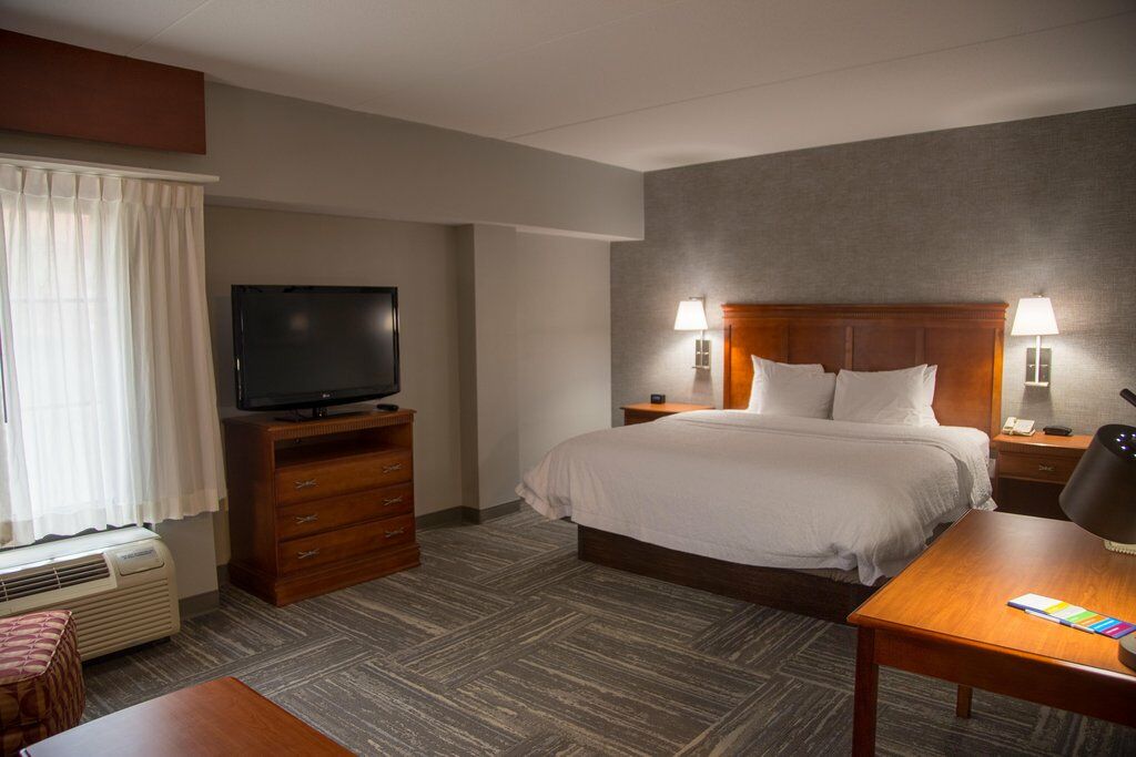 Hampton Inn & Suites Knoxville-Downtown Exterior foto